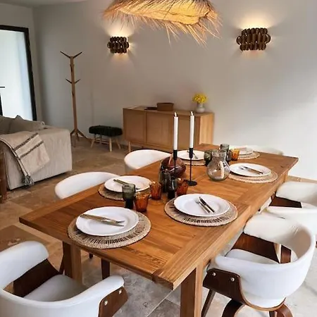 Maison Garrigue Avec Piscine