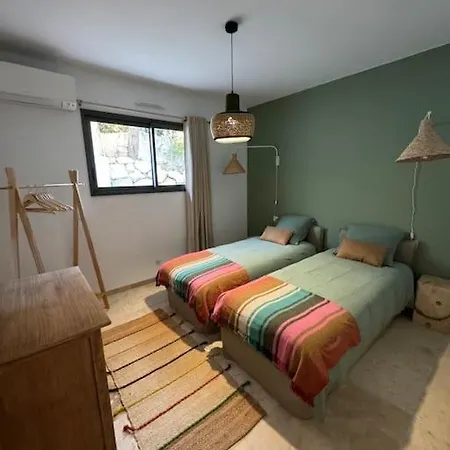 فندق Maison Garrigue Avec Piscine